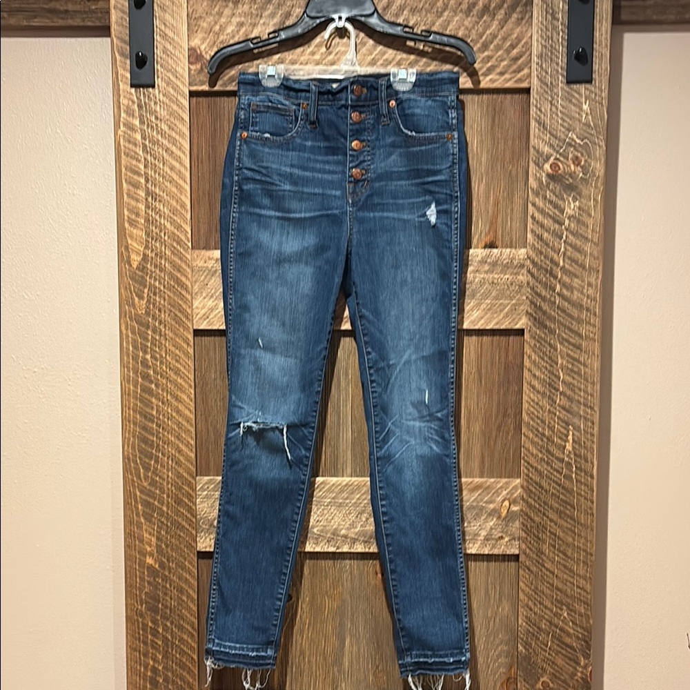 Madewell 10 inch high-rise 28 inch skinny Jean